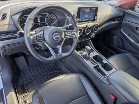 Used 2025 Nissan Sentra SR w/ SR Premium Package image 5