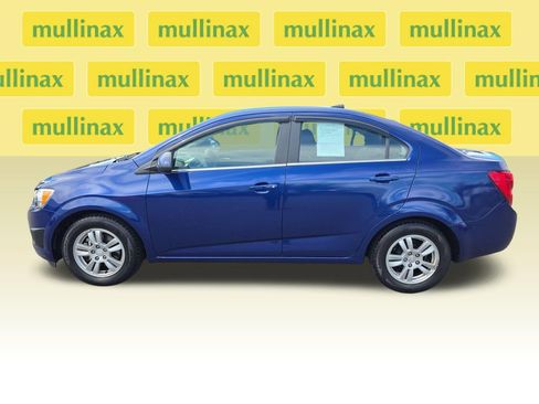 Used 2013 Chevrolet Sonic LT FWD image 11