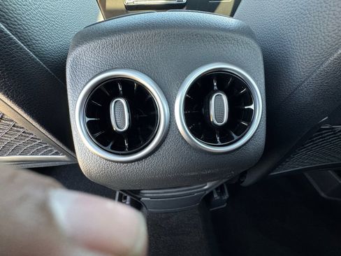 New 2026 Mercedes-Benz GLB 250 4MATIC image 32
