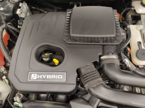 Used 2018 Ford Fusion SE FWD image 30