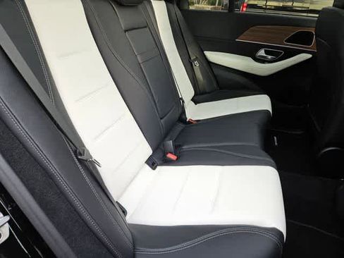 Used 2026 Mercedes-Benz GLE 450 4MATIC image 23