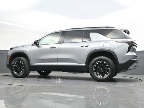 Used 2024 Chevrolet Traverse Z71 AWD/4WD image 41