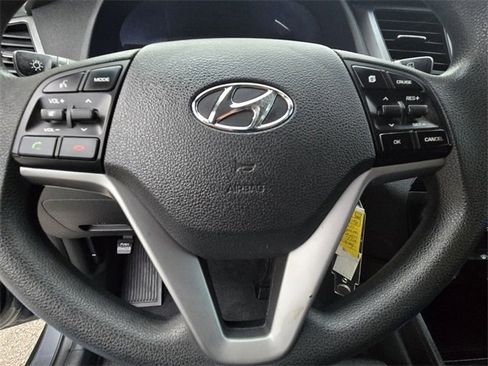 Used 2017 Hyundai Tucson SE image 21