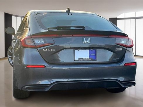 Used 2025 Honda Civic Sport Touring image 5