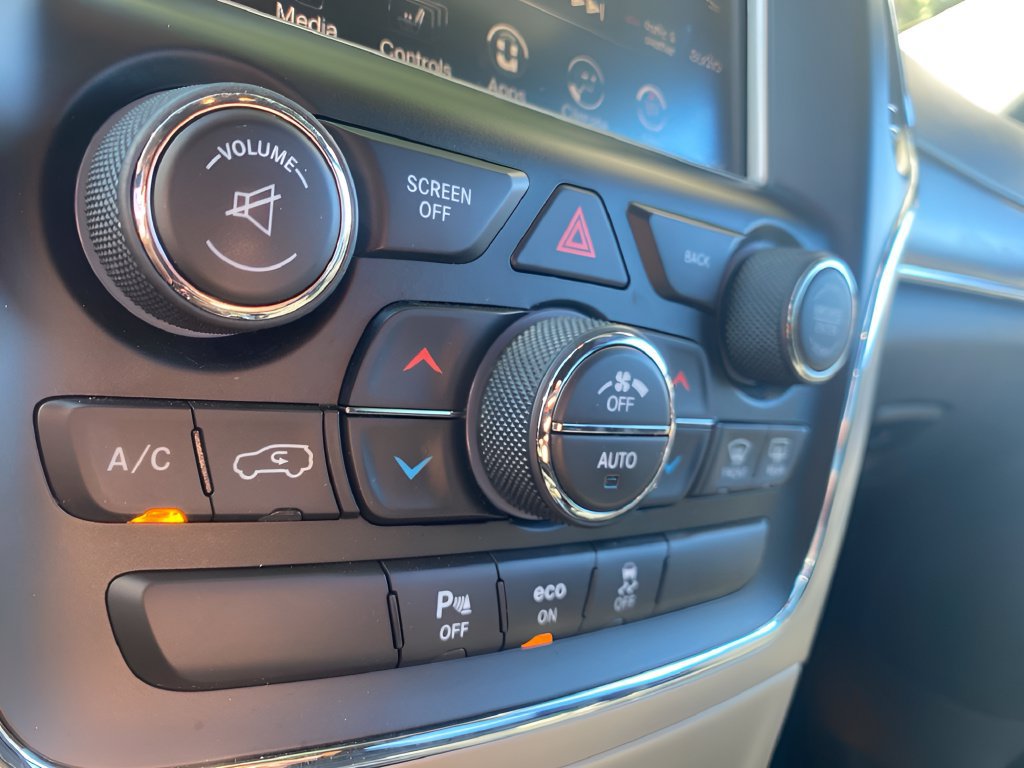 Used 2014 Jeep Grand Cherokee Limited AWD/4WD image 23