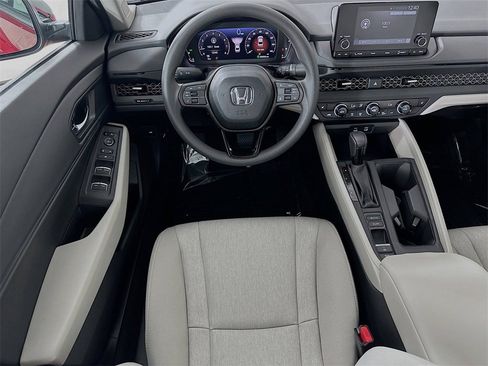 New 2025 Honda Accord SE image 2