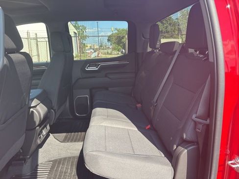 Used 2025 Chevrolet Silverado 1500 LT image 27