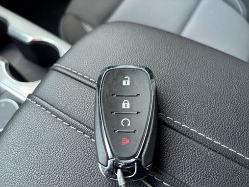 Used 2026 Chevrolet Blazer LT AWD/4WD image 18
