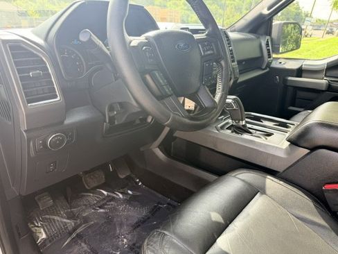 Used 2016 Ford F150 XLT w/ Equipment Group 302A Luxury AWD/4WD image 12