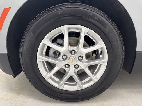 Used 2024 Chevrolet Equinox LT FWD image 36