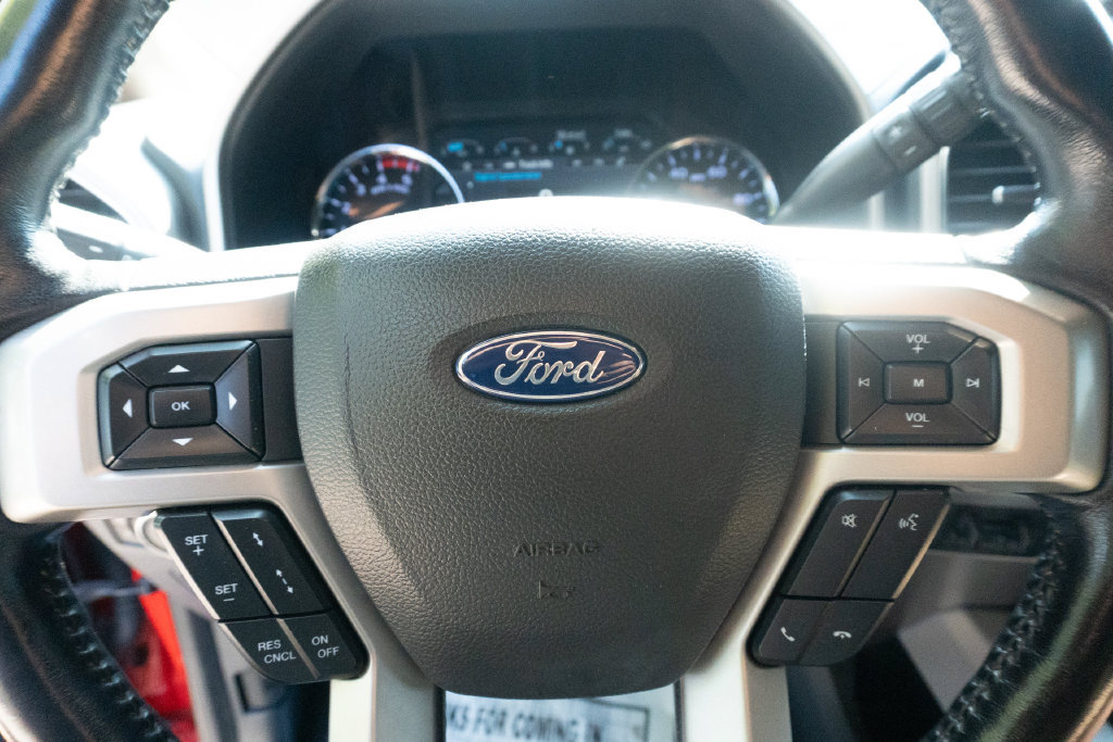 Used 2022 Ford F250 Lariat w/ Lariat Ultimate Package AWD/4WD image 24