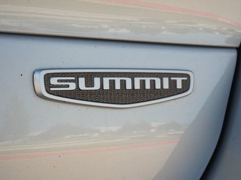 Used 2025 Jeep Grand Cherokee L Summit w/ Advanced Protech Group IV AWD/4WD image 10