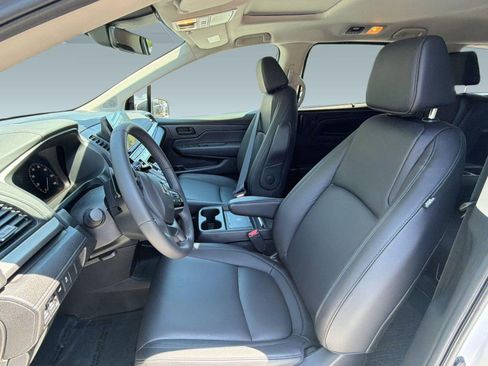 Used 2026 Honda Odyssey EX-L image 5