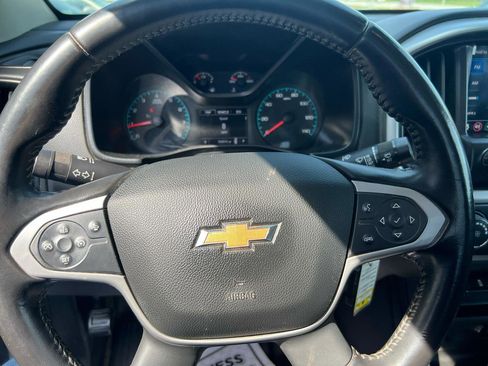 Used 2021 Chevrolet Colorado LT w/ Fleet Safety Package image 18
