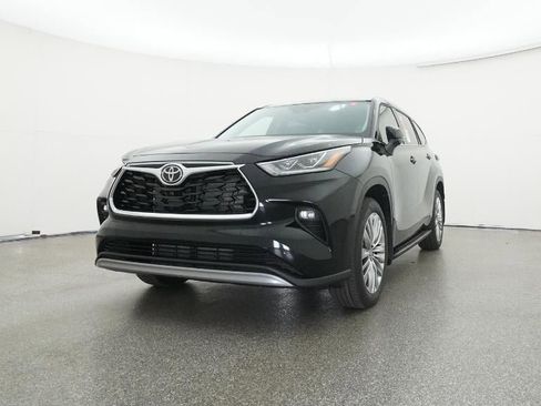 New 2026 Toyota Highlander Platinum image 67