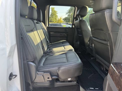 Used 2015 Ford F250 Platinum w/ FX4 Off-Road Package image 15