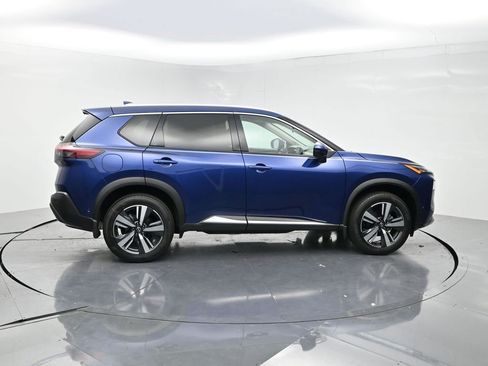 Used 2022 Nissan Rogue SL w/ SL Premium Package FWD image 4