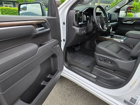 New 2026 Chevrolet Silverado 1500 LT Trail Boss w/ Convenience Package II AWD/4WD image 24
