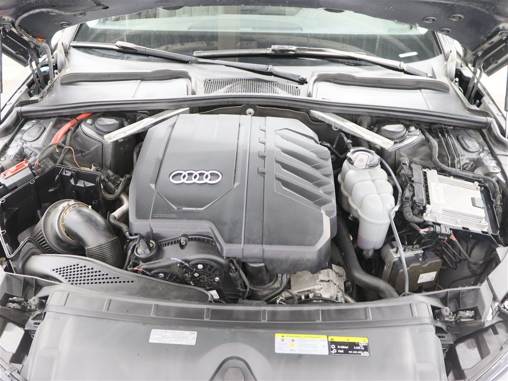 Used 2021 Audi A4 2.0T Premium w/ Convenience Package AWD/4WD image 26