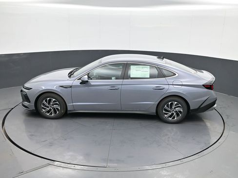 New 2026 Hyundai Sonata Blue image 20
