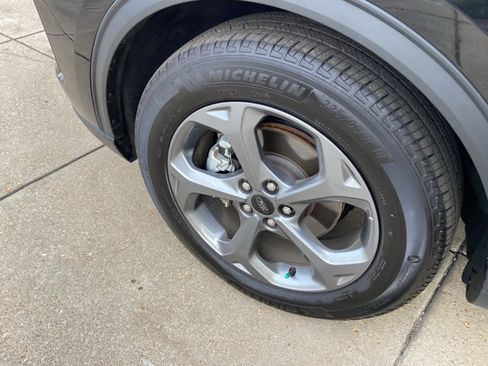 Used 2025 Ford Escape ST-Line image 24