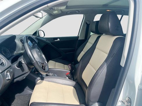 Used 2017 Volkswagen Tiguan Wolfsburg Edition image 21
