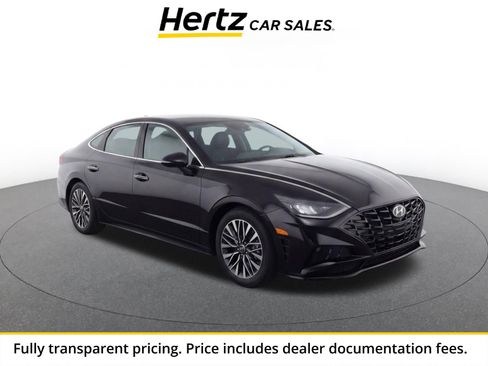 Used 2024 Nissan Altima 2.5 SV FWD image 1