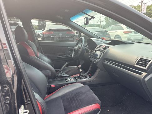 Used 2019 Subaru WRX STI AWD/4WD image 18