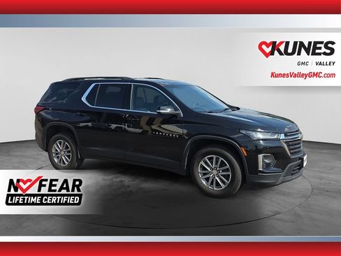Used 2023 Chevrolet Traverse LT AWD/4WD image 1