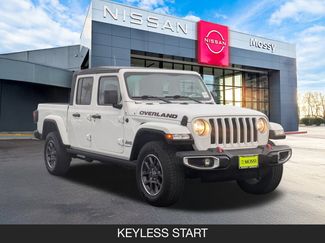 Used 2022 Jeep Gladiator Overland video 2