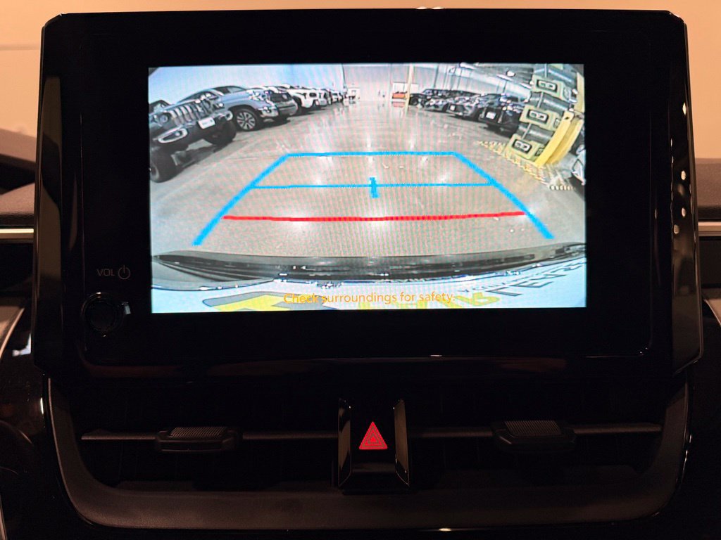 Used 2027 Toyota Corolla SE FWD image 23