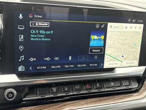 Used 2025 Chevrolet Silverado 2500 LT w/ Convenience Package image 16