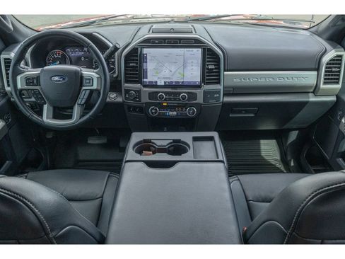 Used 2022 Ford F250 Lariat w/ Lariat Ultimate Package AWD/4WD image 12