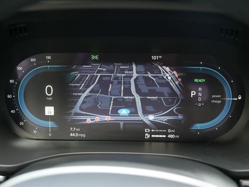 Used 2022 Volvo XC60 T8 R-Design w/ Advanced Package image 21