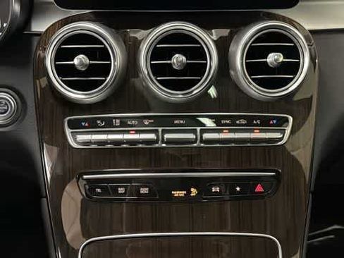 Certified 2022 Mercedes-Benz GLC 300 4MATIC image 21