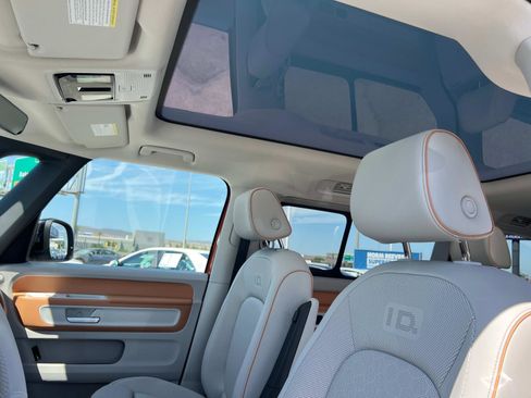 New 2025 Volkswagen ID. Buzz 1st Edition image 26