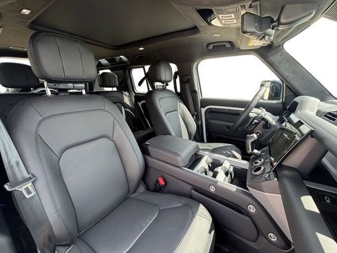 New 2026 Land Rover Defender 110 V8 AWD/4WD image 19