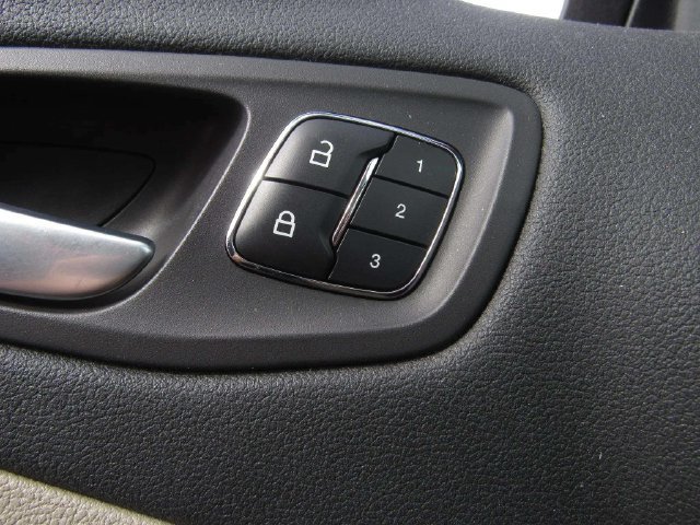 Used 2014 Ford Escape Titanium AWD/4WD image 23