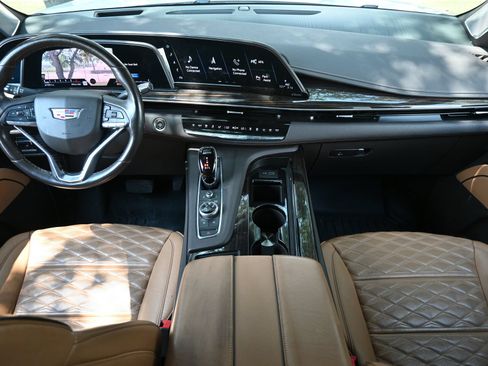 Used 2021 Cadillac Escalade ESV Sport w/ Driver Assist Tech Package AWD/4WD image 8