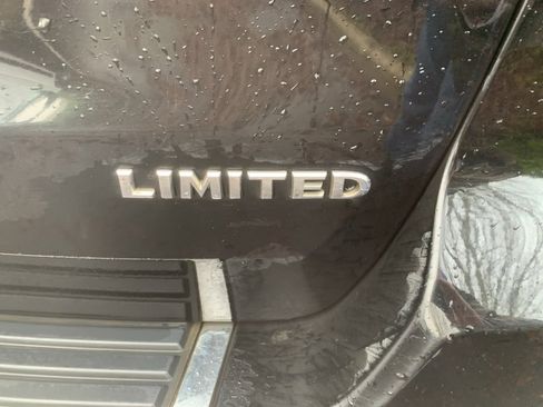 Used 2017 Jeep Grand Cherokee Limited w/ Luxury Group II image 10