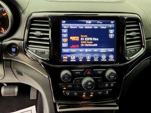 Used 2021 Jeep Grand Cherokee High Altitude AWD/4WD image 18
