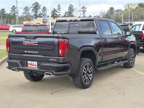 Used 2022 GMC Sierra 1500 AT4 w/ AT4 Premium Package image 6
