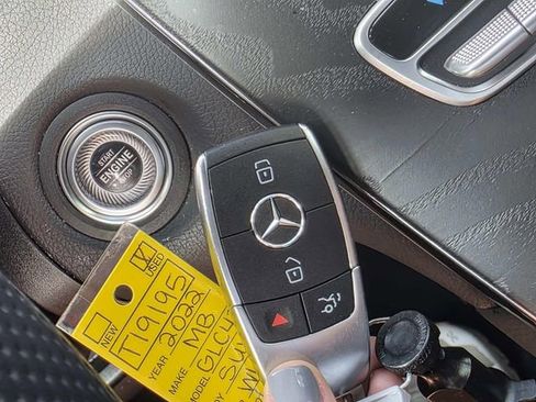 Certified 2022 Mercedes-Benz GLC 43 AMG 4MATIC image 23