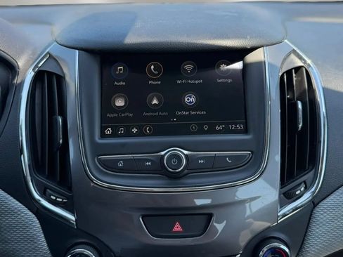 Used 2019 Chevrolet Cruze LT w/ Convenience Package FWD image 12
