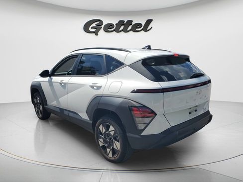 Certified 2024 Hyundai Kona SEL AWD/4WD image 8