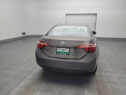 Used 2018 Toyota Corolla LE FWD image 7