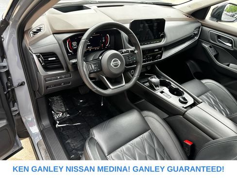 Used 2021 Nissan Rogue Platinum AWD/4WD image 25