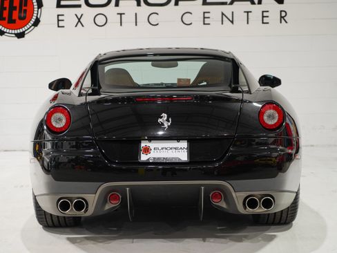 Used 2007 Ferrari 599 GTB Fiorano RWD image 3