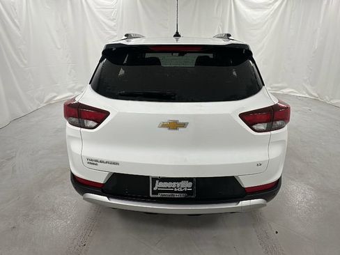 Used 2024 Chevrolet TrailBlazer LT w/ Convenience Package image 4