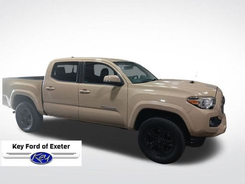 Used 2016 Toyota Tacoma TRD Sport w/ Towing Package AWD/4WD image 1